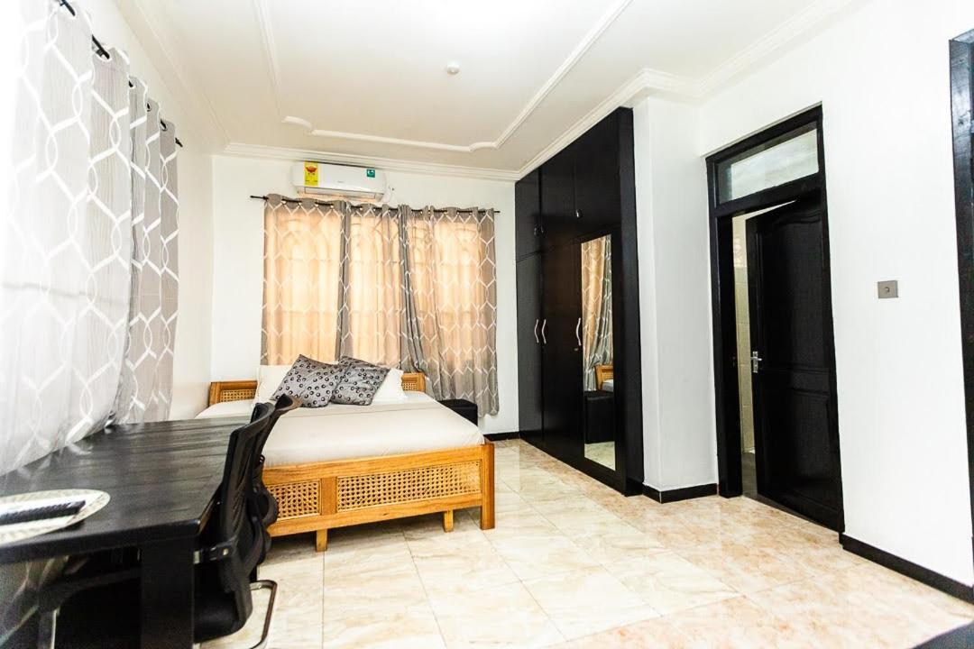 Dann Residence Ogbodjo Экстерьер фото