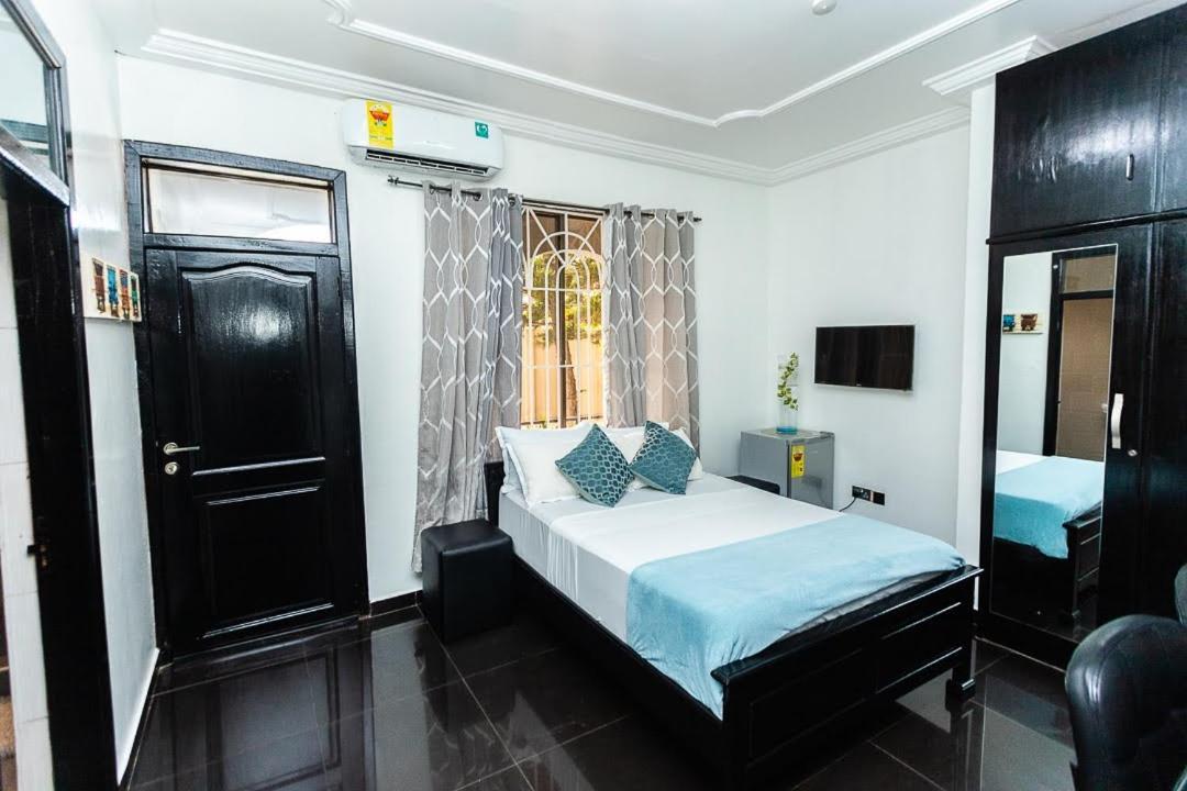 Dann Residence Ogbodjo Экстерьер фото